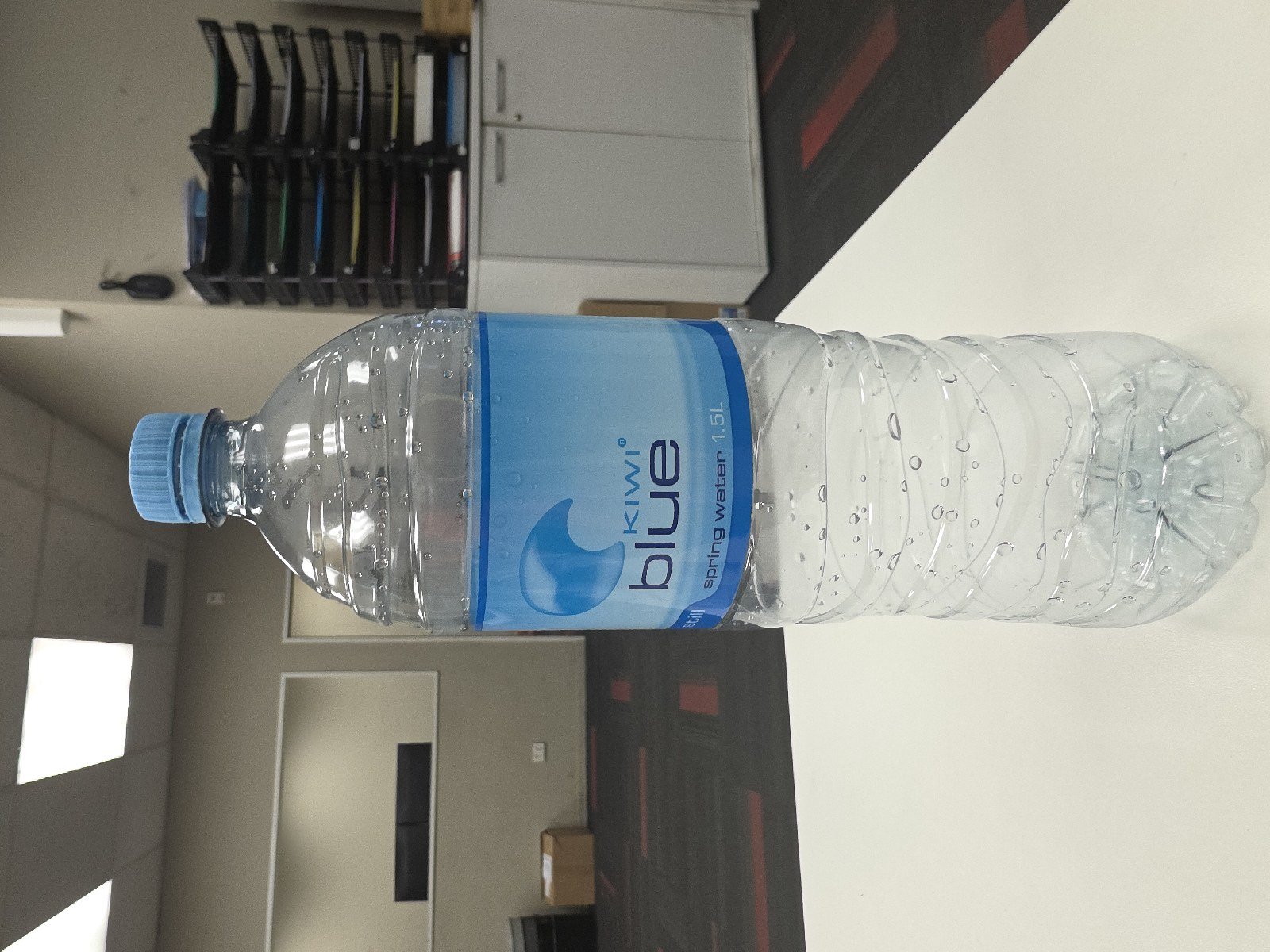 Kiwi Blue 1.5L spring water bottle